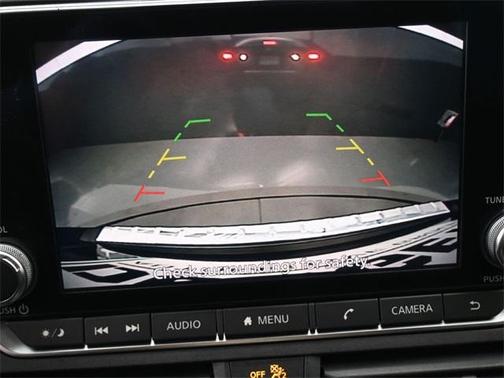 2022 Nissan Altima 2.0 SR