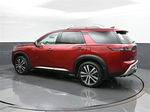 2024 Nissan Pathfinder Platinum