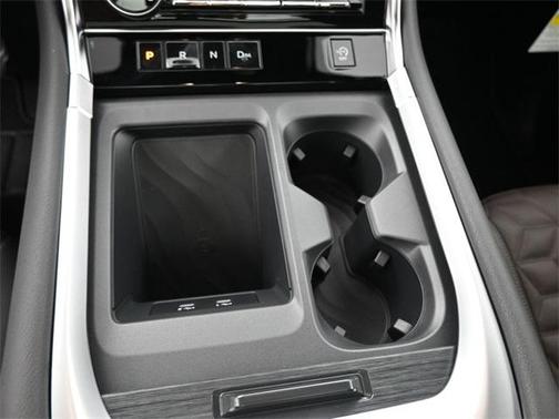 2025 Nissan Armada Platinum