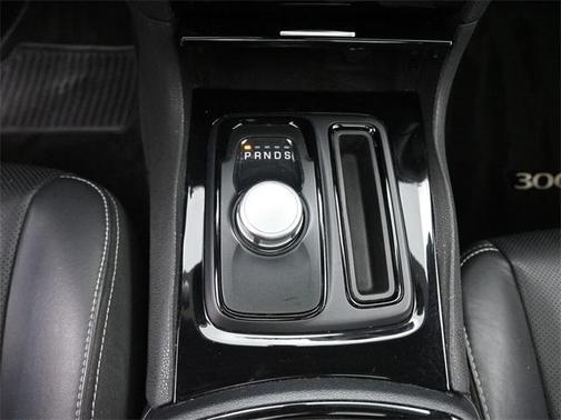 2018 Chrysler 300 S