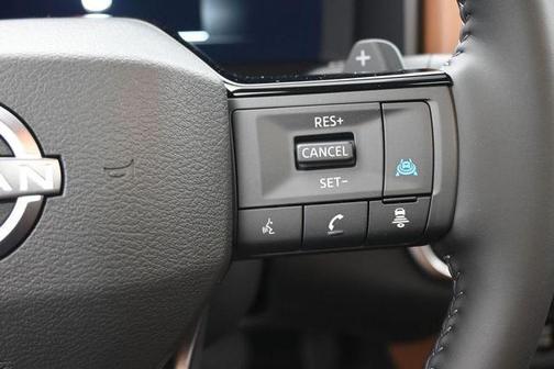 Everest White P 2026 Nissan Rogue Platinum