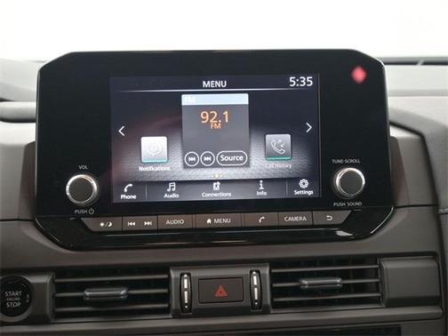 2025 Nissan Pathfinder S