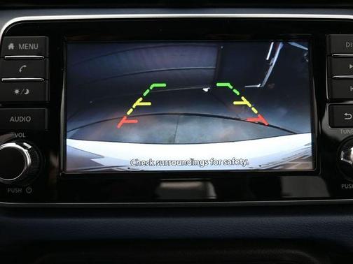 Aspen White 2025 Nissan Versa 1.6 SV