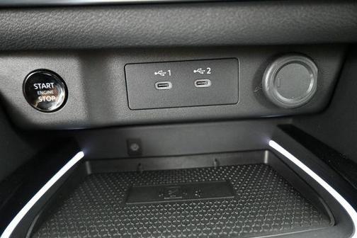 Obsidian Black 2026 Nissan Rogue Platinum