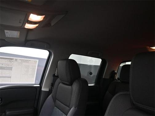 2025 Nissan Frontier SV
