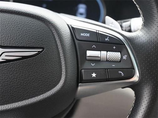 2024 Genesis G70 2.5T