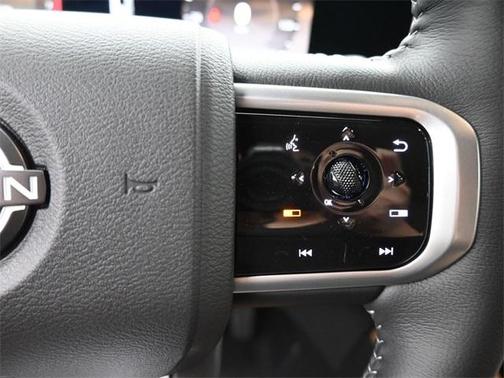 2025 Nissan Armada SL
