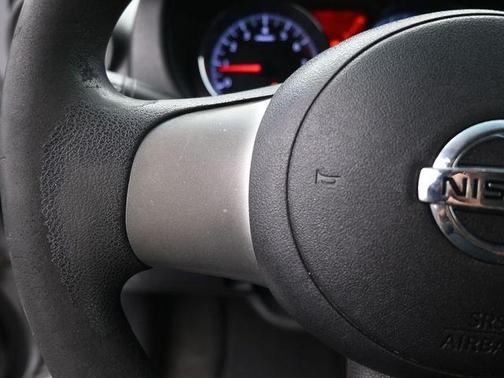 2014 Nissan Versa 1.6 SV