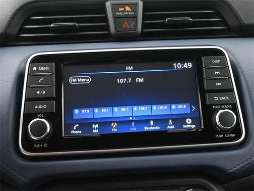 2025 Nissan Versa 1.6 SV