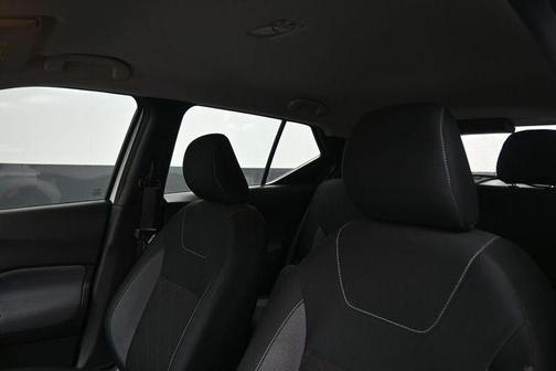 Aspen White 2019 Nissan Kicks SV