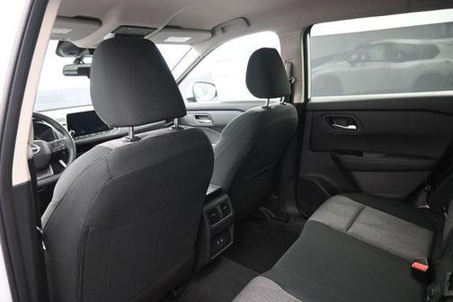 Everest White P 2026 Nissan Rogue SV