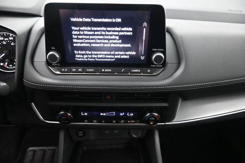 Everest White P 2026 Nissan Rogue SV