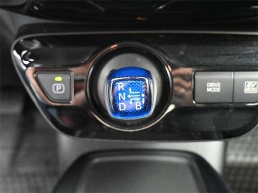 2022 Toyota Prius L