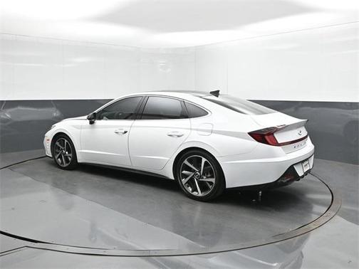 2021 Hyundai SONATA SEL Plus
