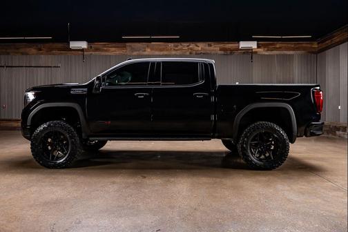 Onyx Black 2024 GMC Sierra 1500 AT4
