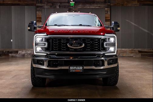Rapid Red Metallic Tinted Clearcoat 2023 Ford F-350 Lariat
