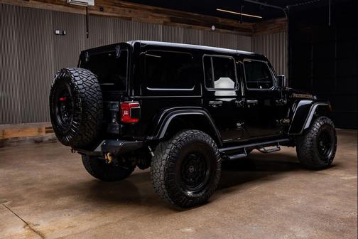 Black Clearcoat 2023 Jeep Wrangler Rubicon 392