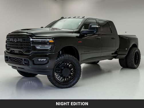 Diamond Black Crystal Pearlcoat 2026 RAM 3500 Laramie Mega Cab 4x4 6'4' Box