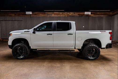 Summit White 2023 Chevrolet Silverado 1500 LT Trail Boss