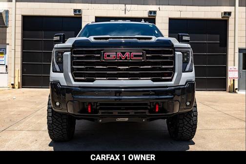 Thunderstorm Gray 2025 GMC Sierra 2500 AT4X