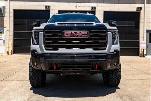 Thunderstorm Gray 2025 GMC Sierra 2500 AT4X