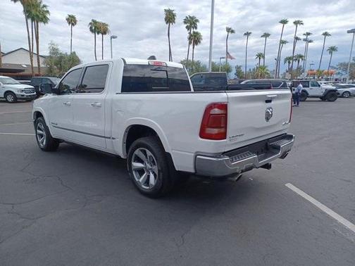 Photo 5 of 32 of 2020 RAM 1500 Limited