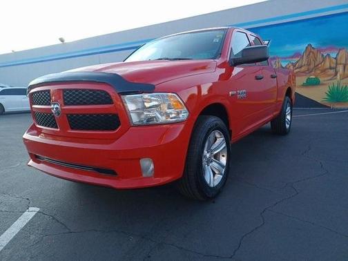 Photo 5 of 32 of 2017 RAM 1500 Express