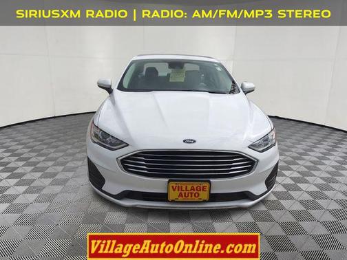 2020 Ford Fusion SE