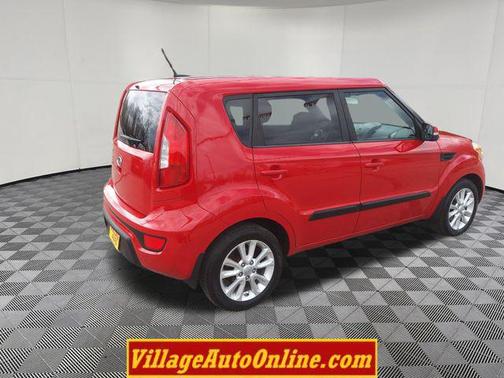Molten 2012 Kia Soul +
