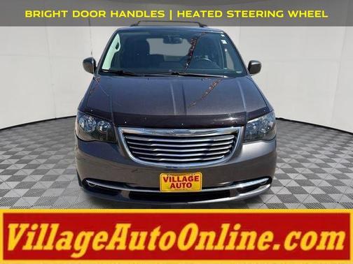 Granite Crystal Metallic Clearcoat 2016 Chrysler Town & Country Touring