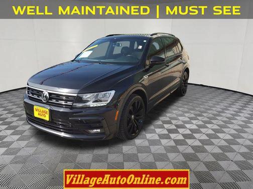 Deep Black 2020 Volkswagen Tiguan 2.0T SE R-Line Black 4MOTION