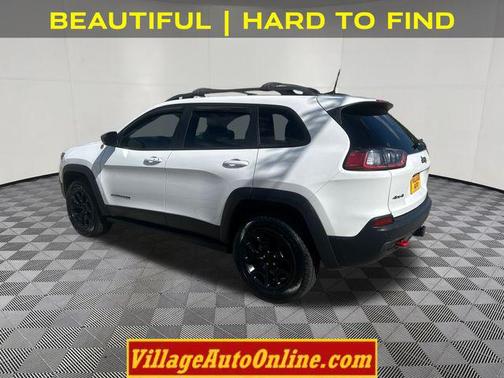 Bright White Clearcoat 2021 Jeep Cherokee Trailhawk