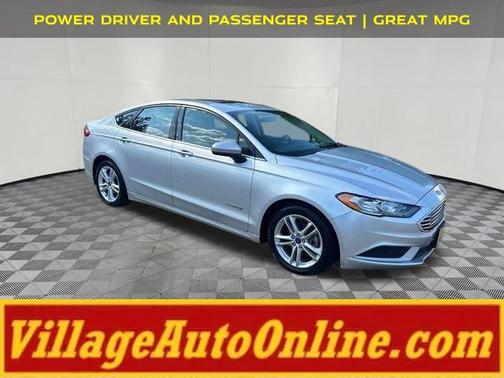 Ingot Silver 2018 Ford Fusion Hybrid SE