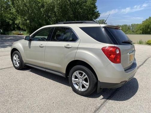 Photo 2 of 39 of 2013 Chevrolet Equinox 1LT