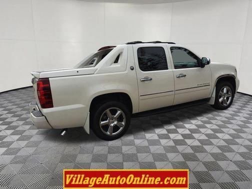 2013 Chevrolet Avalanche LTZ