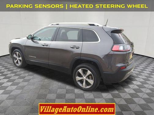 Granite Crystal Metallic Clearcoat 2019 Jeep Cherokee Limited