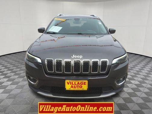 Granite Crystal Metallic Clearcoat 2019 Jeep Cherokee Limited