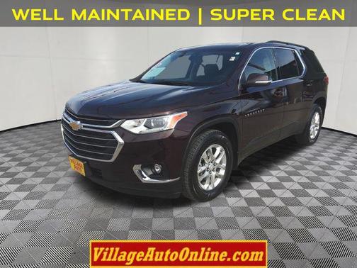 Black Cherry Metallic 2021 Chevrolet Traverse LT Cloth