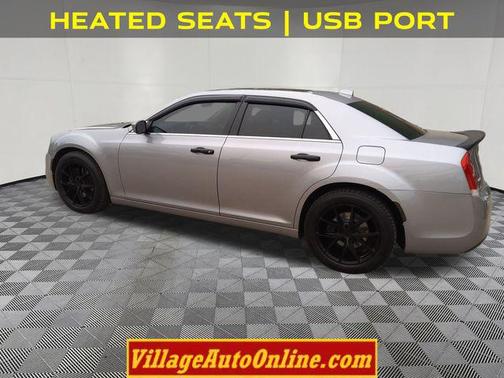2017 Chrysler 300 Limited