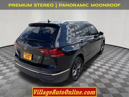 Deep Black 2022 Volkswagen Tiguan 2.0T SE 4MOTION