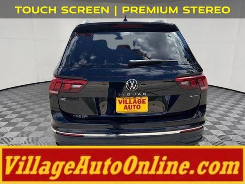 Deep Black 2022 Volkswagen Tiguan 2.0T SE 4MOTION