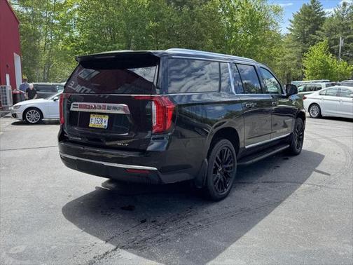2023 GMC Yukon XL SLT