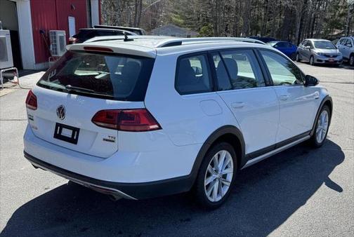 2017 Volkswagen Golf Alltrack TSI SEL