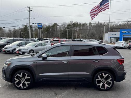 2022 Volkswagen Taos 1.5T SEL