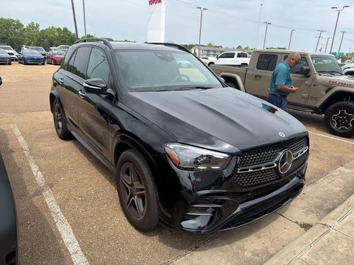 Black 2024 Mercedes-Benz GLE 450 4MATIC