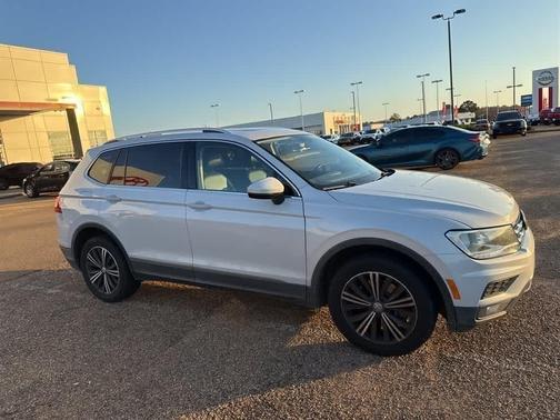2018 Volkswagen Tiguan 2.0T SEL