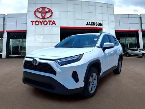Ice Cap 2025 Toyota RAV4 Hybrid XLE