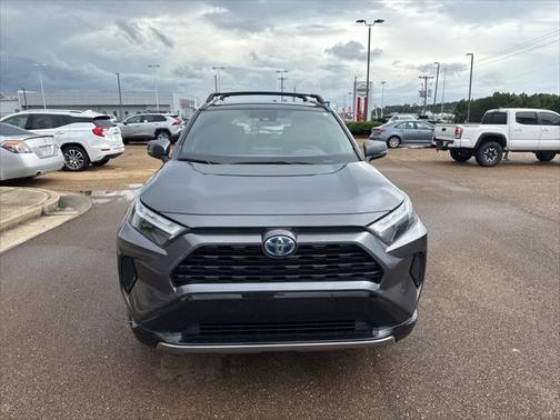 2023 Toyota RAV4 Hybrid SE