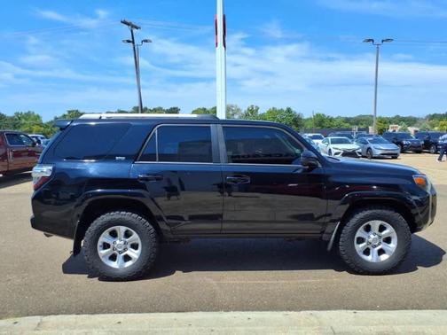 2019 Toyota 4Runner SR5