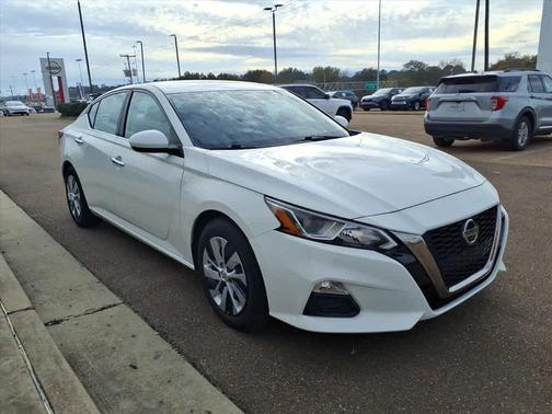 2020 Nissan Altima S FWD